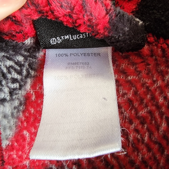 Star Wars Stormtrooper Red and Black Belted Bathrobe - Picture 7 of 8